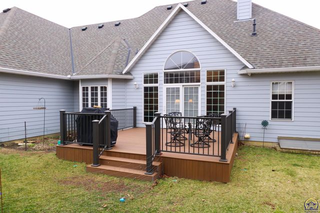 2901 West Lake Dr, Emporia, KS 66801