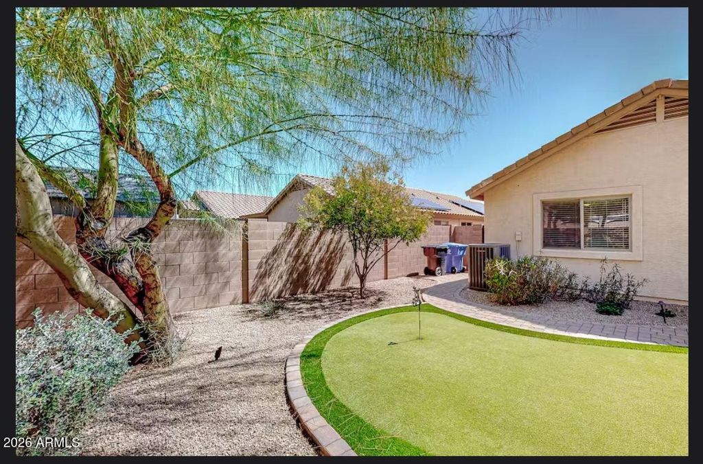 16592 W POST Drive, Surprise, AZ 85388 — photo 4