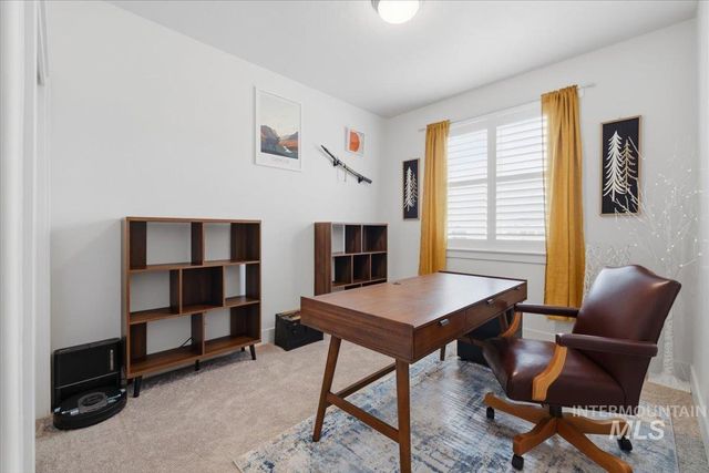 11195 Maroon Bells Dr, Caldwell, ID 83605