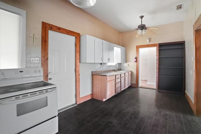 405 E. Main St, Bishop, TX 78343