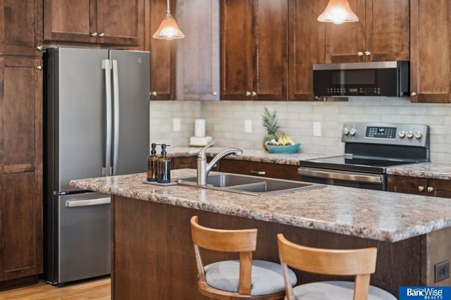 3307 N 94th Street, Lincoln, NE 68507