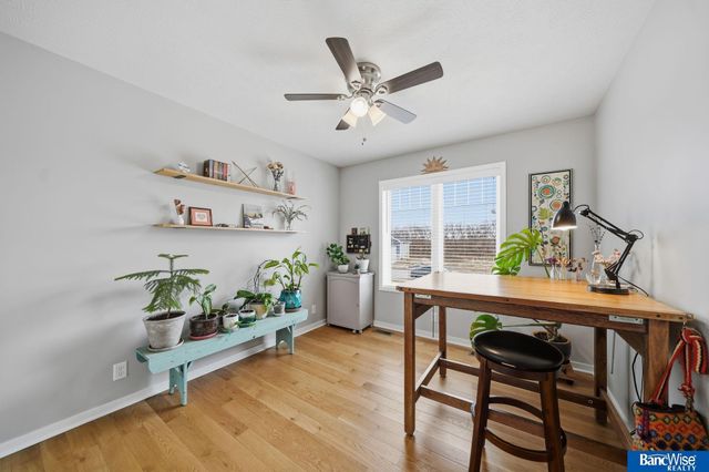 3307 N 94th Street, Lincoln, NE 68507