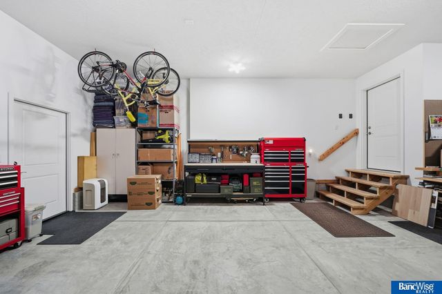 3307 N 94th Street, Lincoln, NE 68507