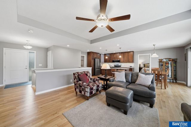 3307 N 94th Street, Lincoln, NE 68507