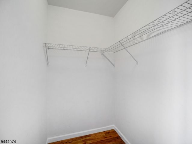 627 Hunterdon St, Newark City, NJ 07108