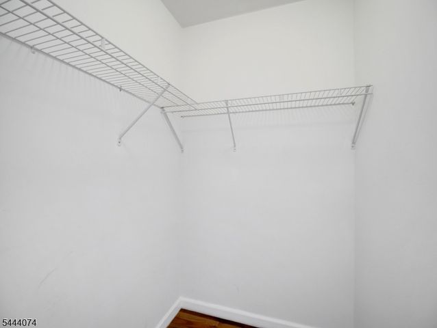 627 Hunterdon St, Newark City, NJ 07108