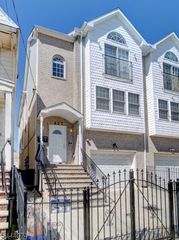 627 Hunterdon St, Newark City, NJ 07108