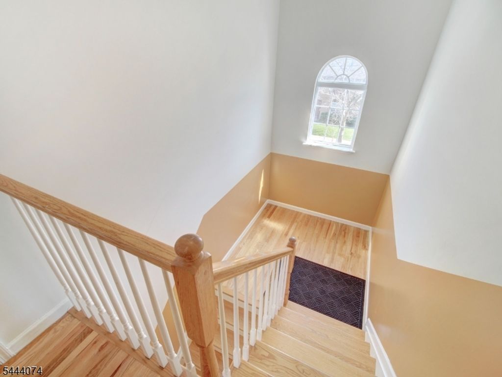 627 Hunterdon St, Newark City, NJ 07108 — photo 3