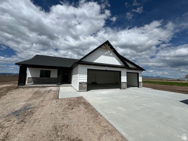 1120 S 800 W, Lewiston, UT 84320