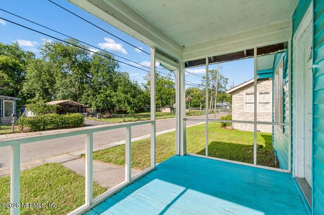 2536 LOWELL Avenue, Jacksonville, FL 32254