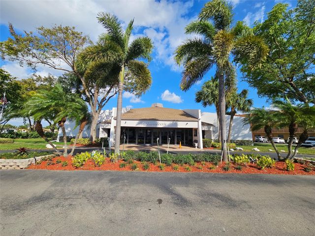 6700 Royal Palm Boulevard 112d, Margate, FL 33063