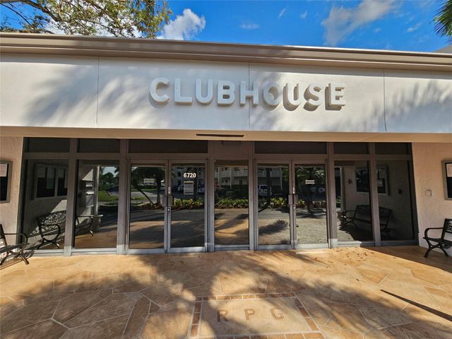 6700 Royal Palm Boulevard 112d, Margate, FL 33063