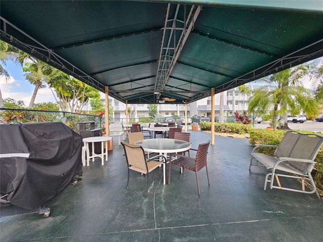 6700 Royal Palm Boulevard 112d, Margate, FL 33063