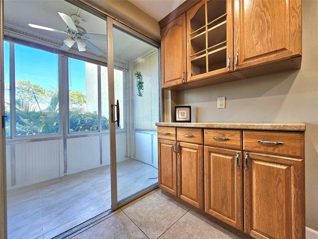 6700 Royal Palm Boulevard 112d, Margate, FL 33063