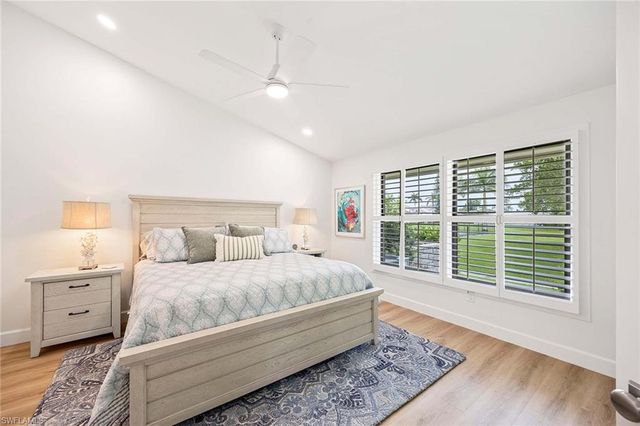 571 Park Shore DR G6, Naples, FL 34103