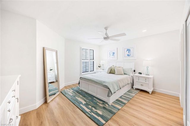 571 Park Shore DR G6, Naples, FL 34103