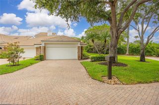 571 Park Shore DR G6, Naples, FL 34103