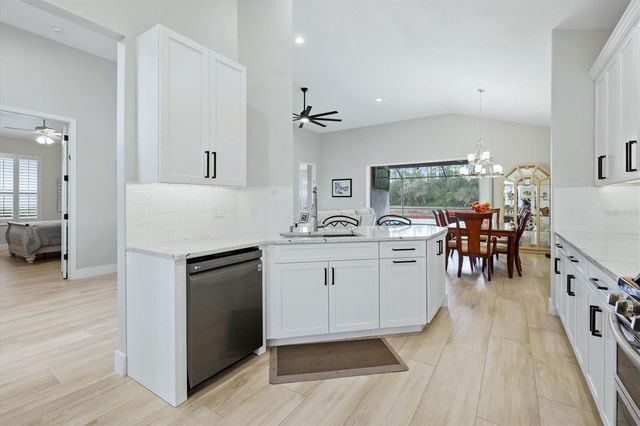 6514 OAKLAND HILLS DRIVE, Lakewood Ranch, FL 34202