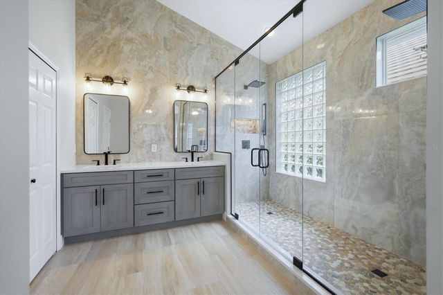 6514 OAKLAND HILLS DRIVE, Lakewood Ranch, FL 34202