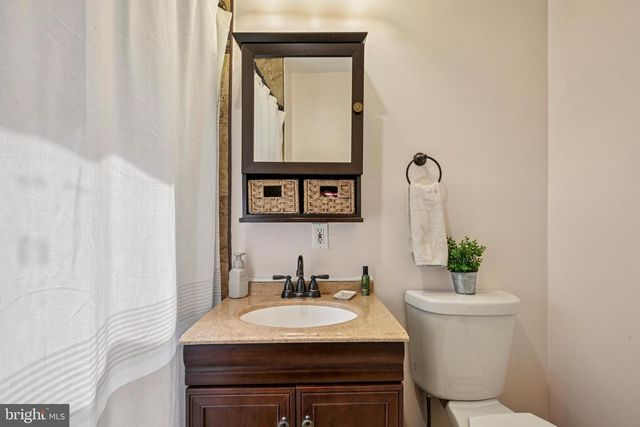 112 W RAILROAD AVE, Blackwood, NJ 08012