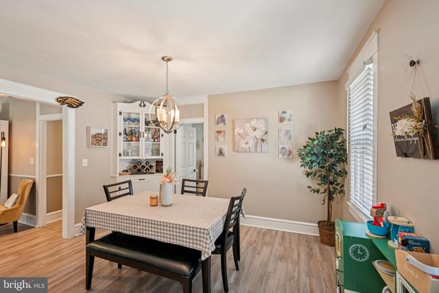 112 W RAILROAD AVE, Blackwood, NJ 08012