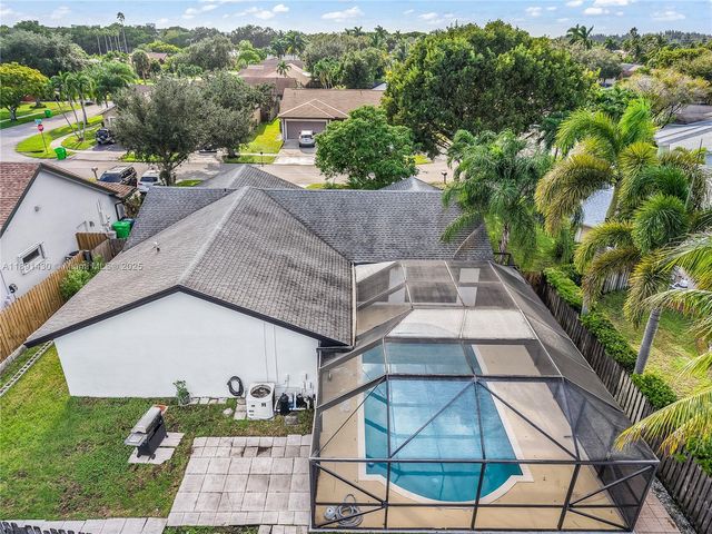 4110 NW 98th Ave, Sunrise, FL 33351