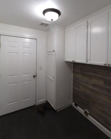 2307 Jeremy Street, Central Point, OR 97502