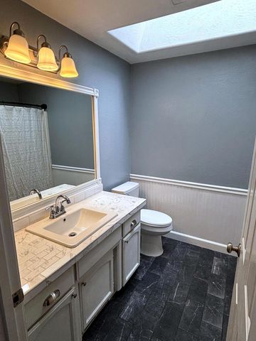 2307 Jeremy Street, Central Point, OR 97502