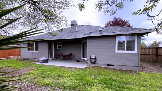 2307 Jeremy Street, Central Point, OR 97502