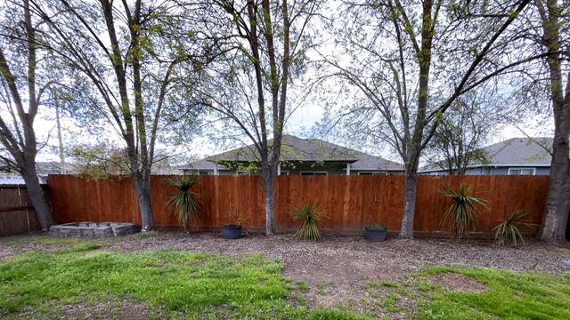 2307 Jeremy Street, Central Point, OR 97502