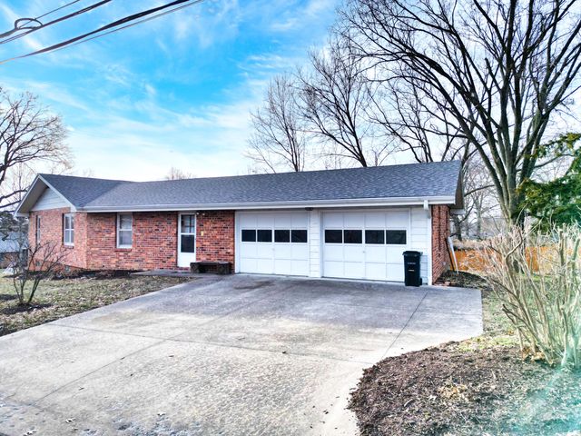 817 FAIRWAY DR, Columbia, MO 65201