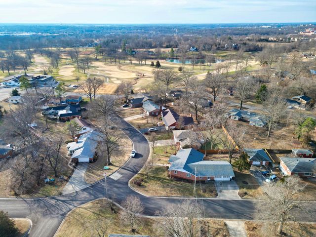 817 FAIRWAY DR, Columbia, MO 65201