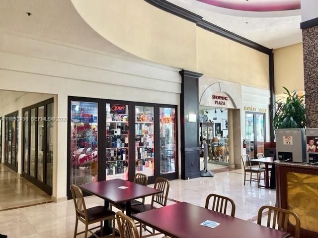 19201 Collins Avenue 108, Sunny Isles Beach, FL 33160