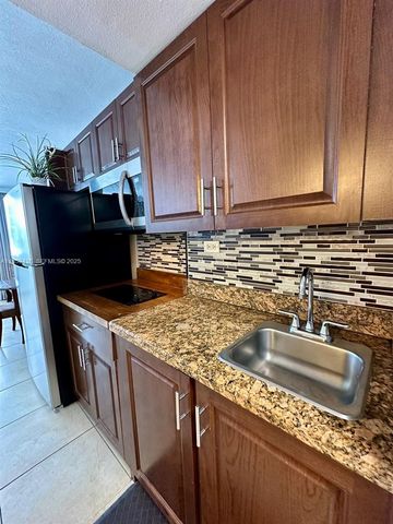 19201 Collins Avenue 108, Sunny Isles Beach, FL 33160