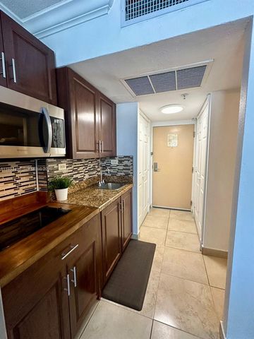 19201 Collins Avenue 108, Sunny Isles Beach, FL 33160