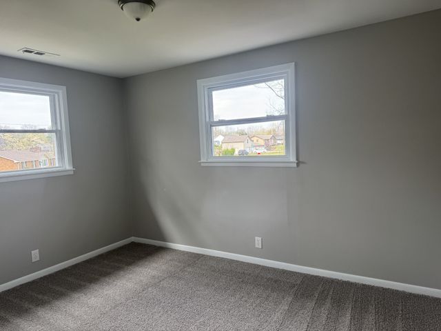 204 Morningside Dr, Clarksville, TN 37042