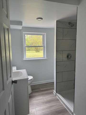 204 Morningside Dr, Clarksville, TN 37042