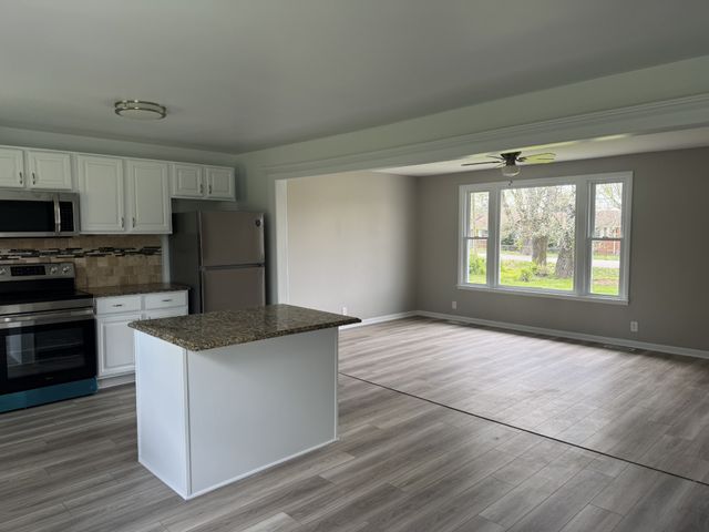 204 Morningside Dr, Clarksville, TN 37042