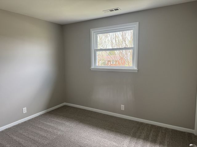 204 Morningside Dr, Clarksville, TN 37042