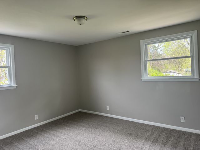 204 Morningside Dr, Clarksville, TN 37042