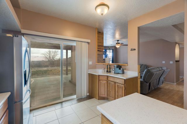 7228 Spruce Mountain Loop NE, Rio Rancho, NM 87144