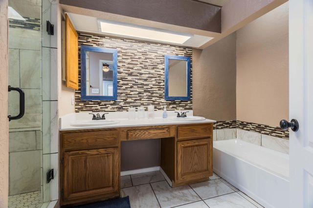 7228 Spruce Mountain Loop NE, Rio Rancho, NM 87144