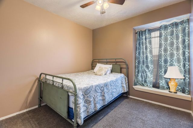 7228 Spruce Mountain Loop NE, Rio Rancho, NM 87144