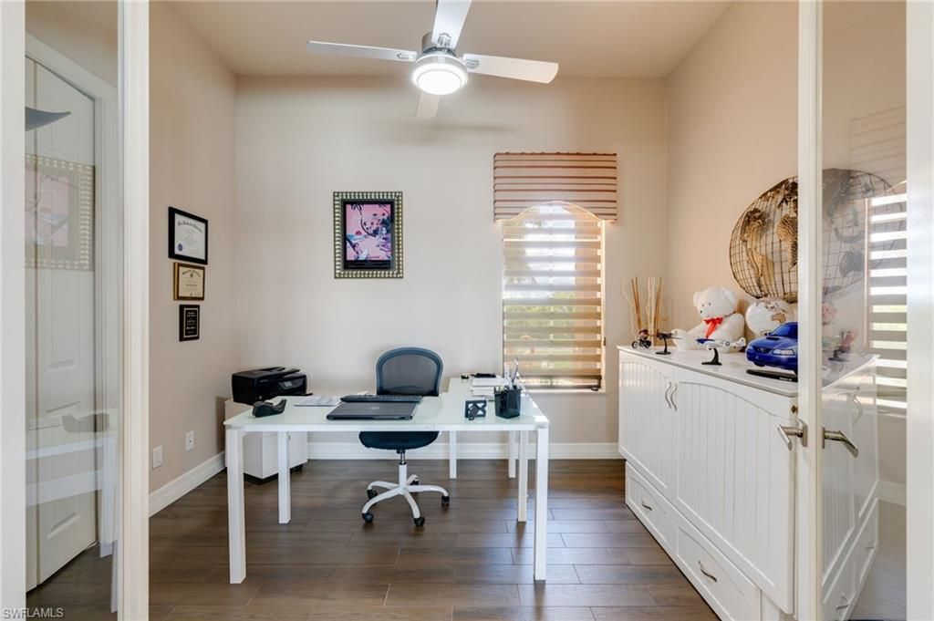 Image 12 of property listing at 4635 NW 32nd TER, Cape Coral, FL 33993