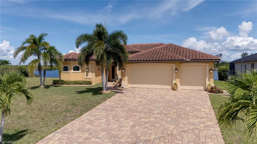 Image 30 of property listing at 4635 NW 32nd TER, Cape Coral, FL 33993