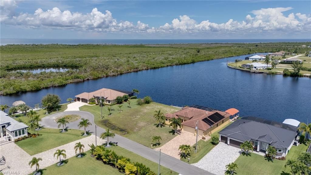 Image 34 of property listing at 4635 NW 32nd TER, Cape Coral, FL 33993