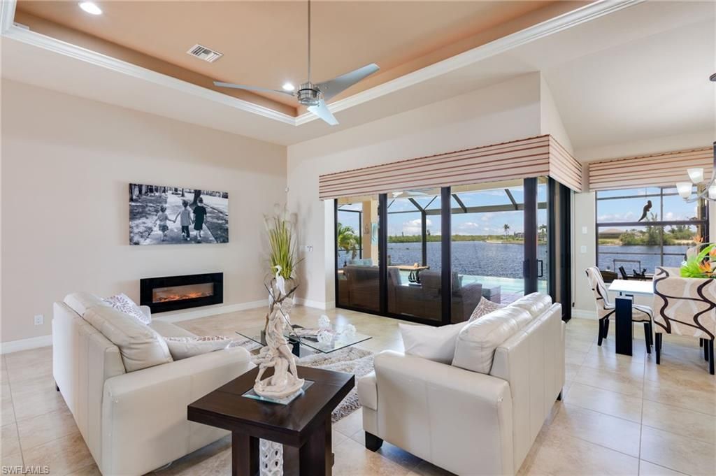 Image 6 of property listing at 4635 NW 32nd TER, Cape Coral, FL 33993