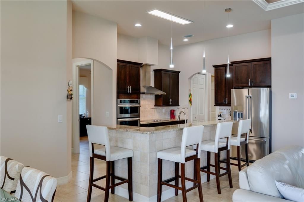Image 7 of property listing at 4635 NW 32nd TER, Cape Coral, FL 33993