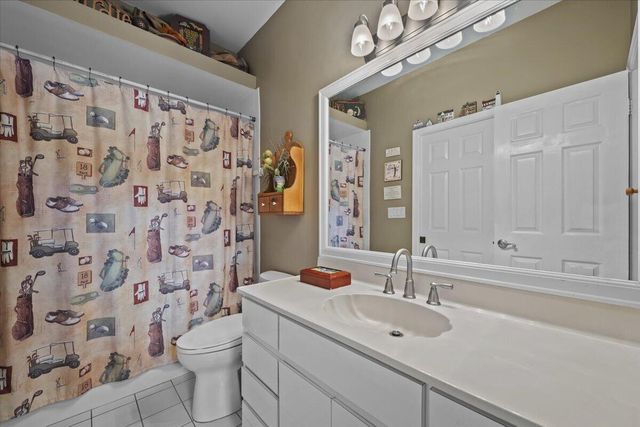 7 Alnwick Road, Palm Beach Gardens, FL 33418