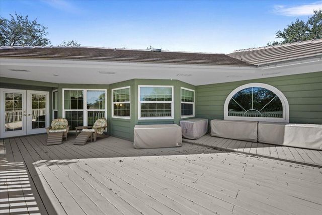 7 Alnwick Road, Palm Beach Gardens, FL 33418